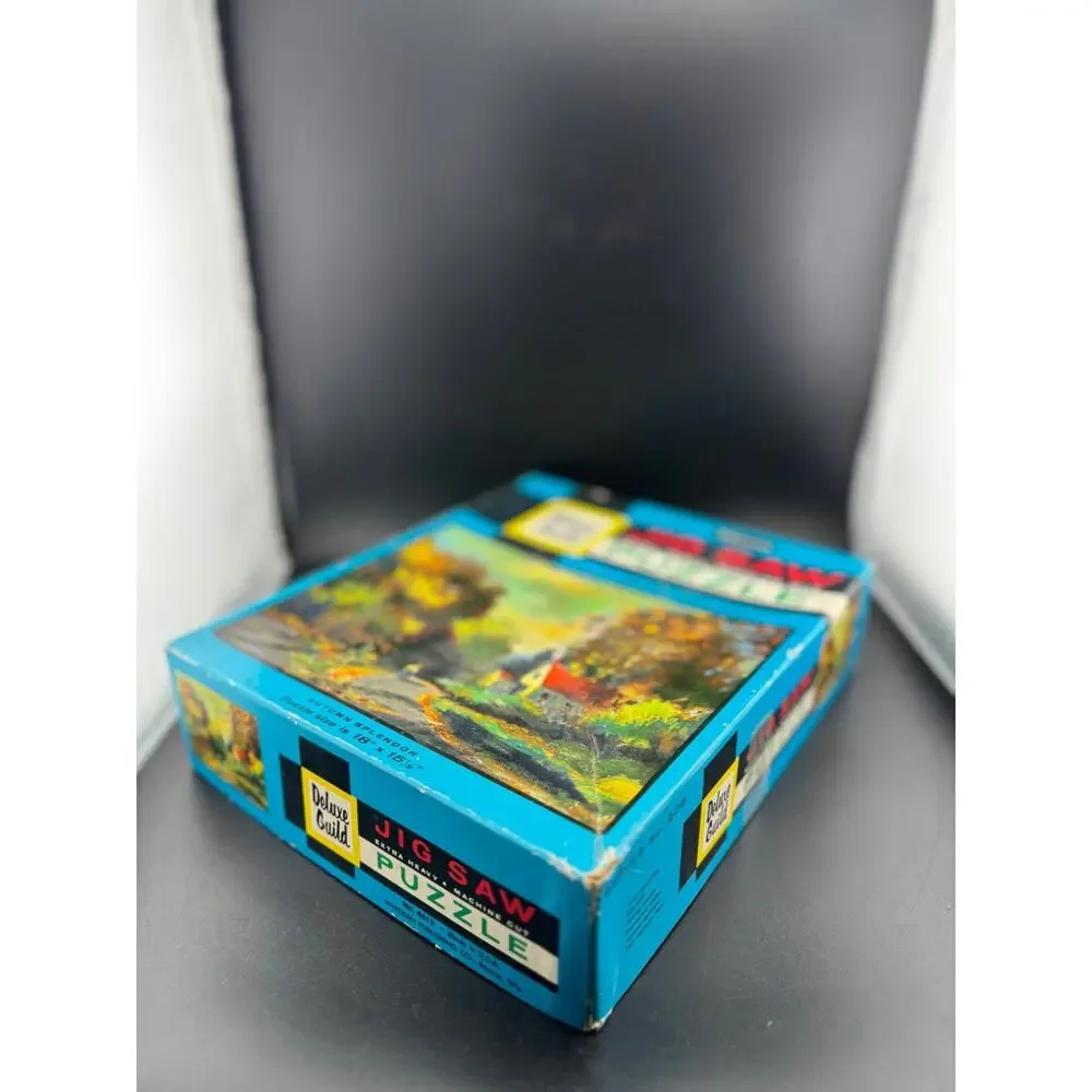 Vintage Deluxe Guild Puzzle - Autumn Splendor